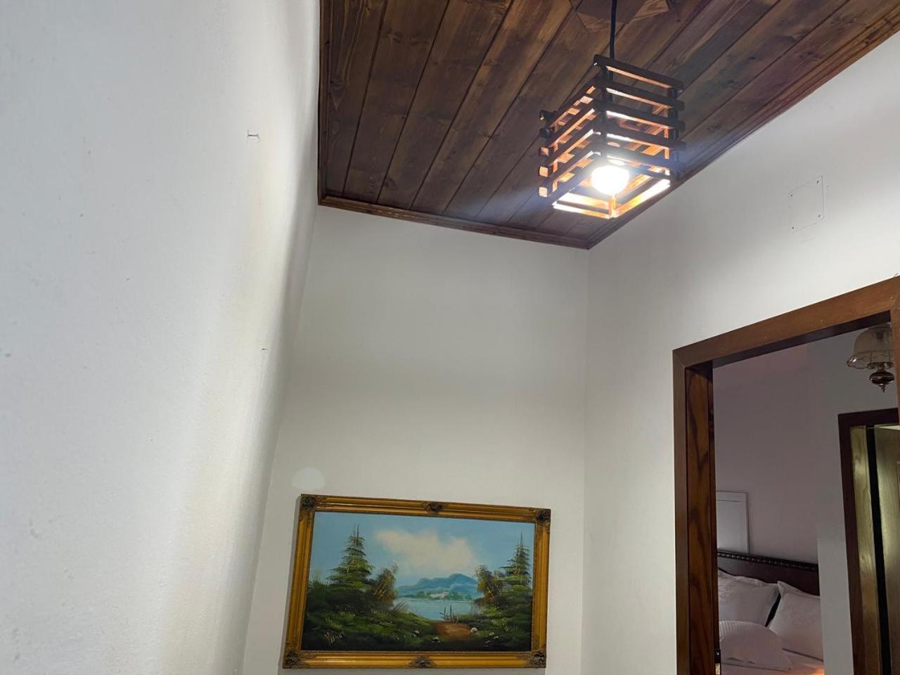 Yuri Guest House Gjirokaster Exterior photo