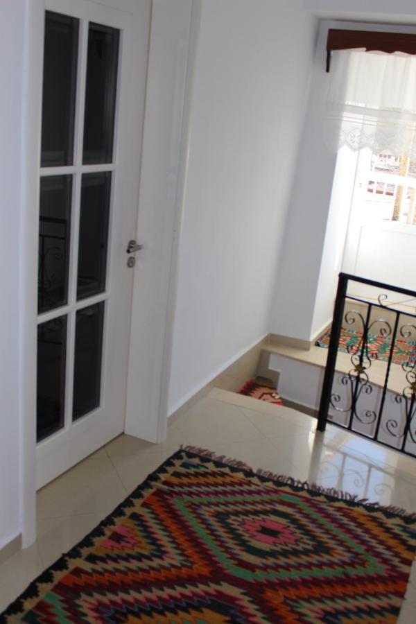 Yuri Guest House Gjirokaster Exterior photo